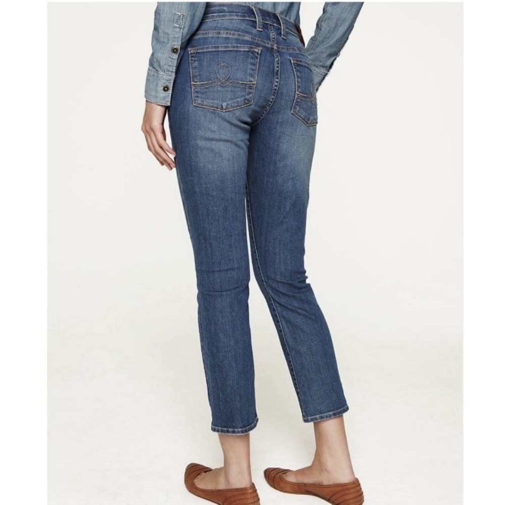 Lucky Brand Jeans Womens 8/29 Distressed Blue Denim Sofia Capri Crop Leg Comfort - Picture 9 of 13